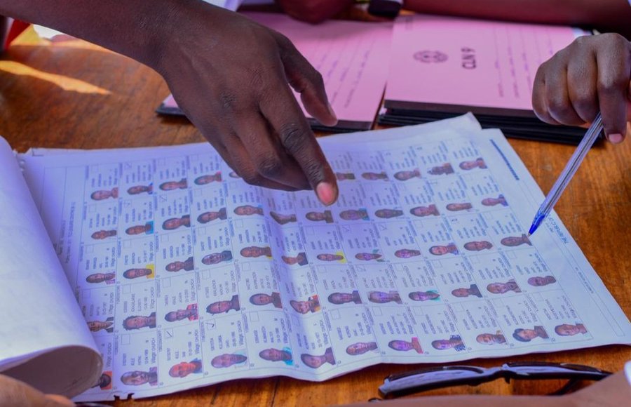 No Extension for Voter Register Display, EC Warns