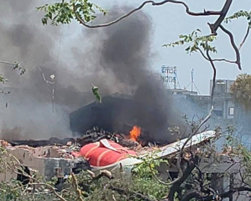 Boeing 787 Dreamliner crashes, claims over 200 lives 