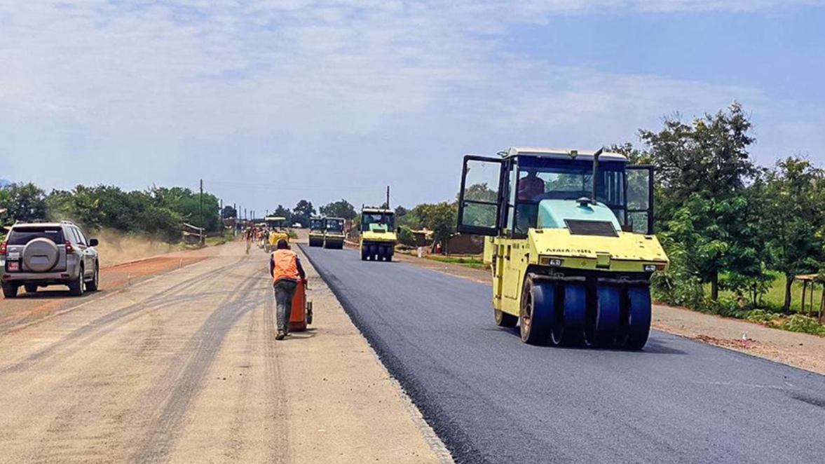 Shock as gov’t spend Shs 5.5 billion on supervising 4km of road in Arua and Mubende