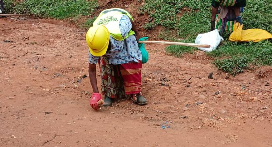 KCCA Pushes Shs 6 Billion Pay Boost for Street Cleaners