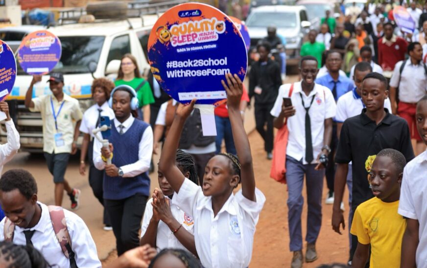 Early Wake-Ups, Heavy Workloads Fuel Student Sleep Crisis — Reach A Hand