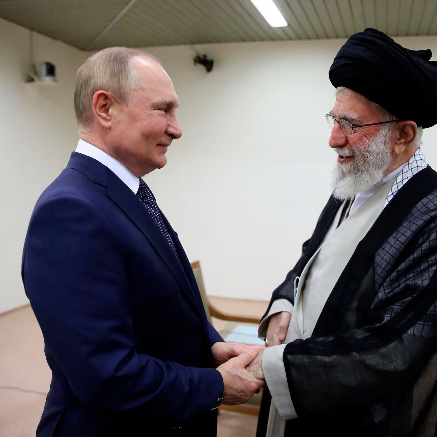 Putin Mourns Khamenei, Hails His Role in Russia–Iran Strategic Ties