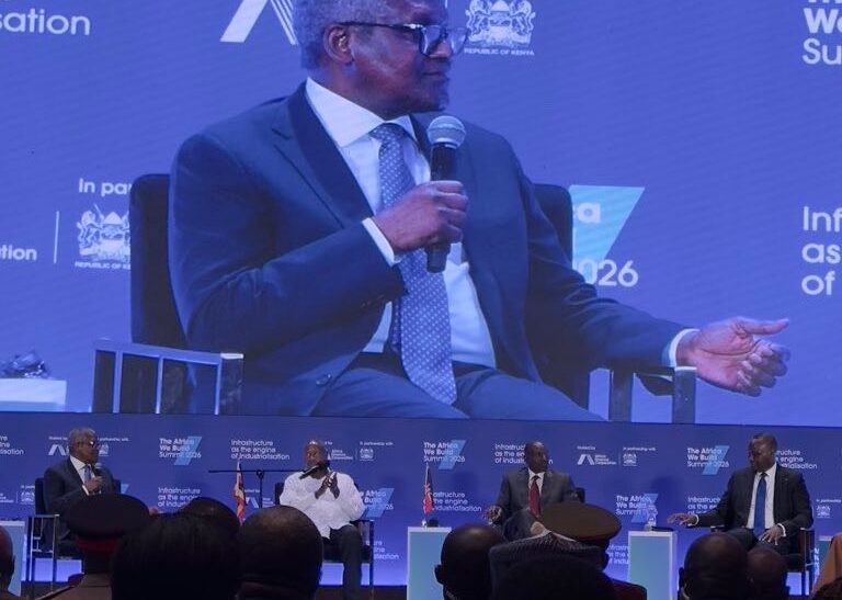Dangote commits to build mega oil refinery in East Africa