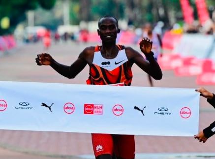 Cheptegei storms to victory at Durban 10K as Cherop claims women’s crown