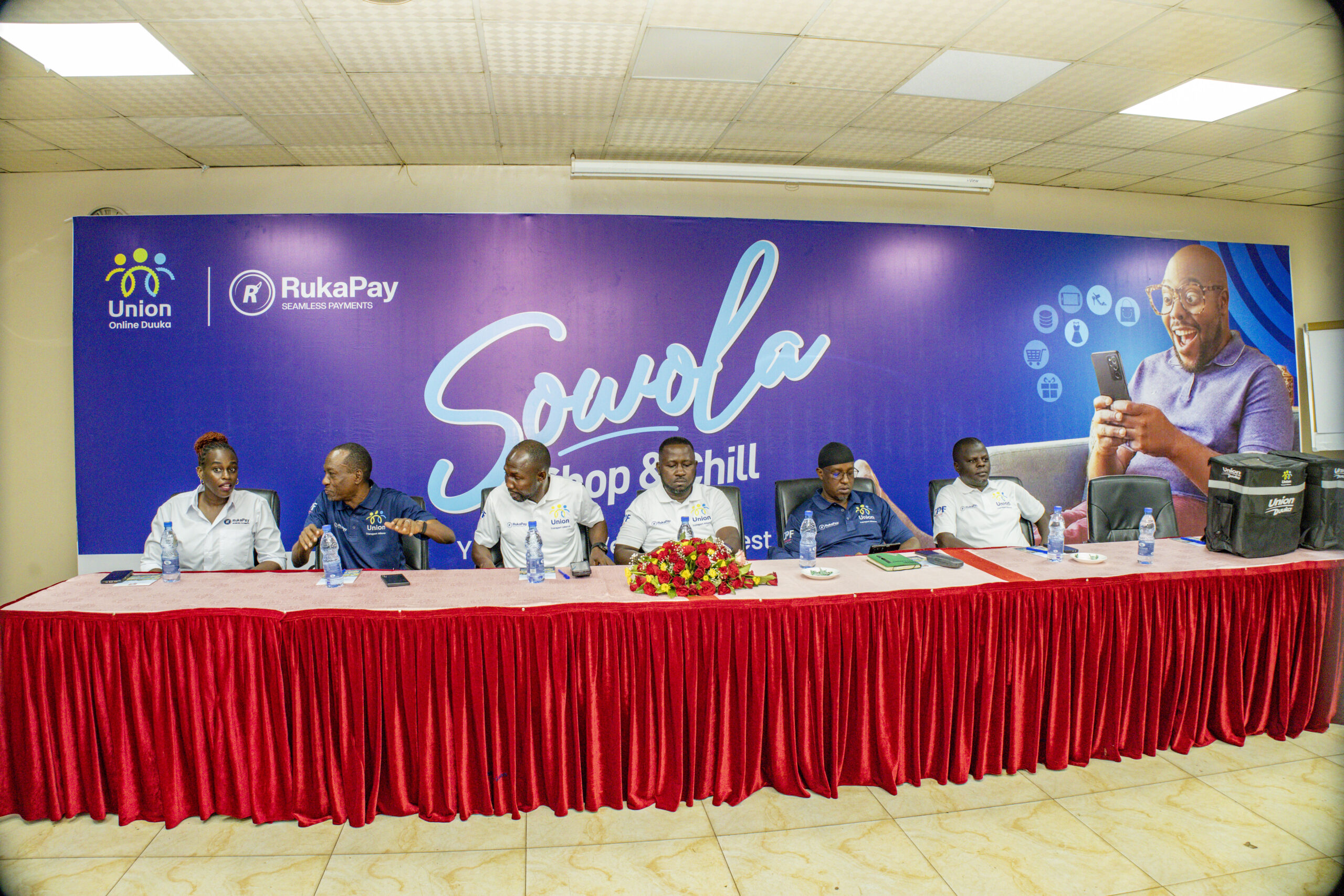 Union expands beyond transport into e-commerce and digital lending