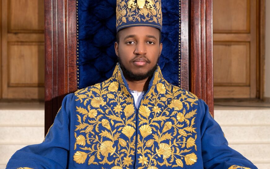 Museveni grants King Oyo official burial