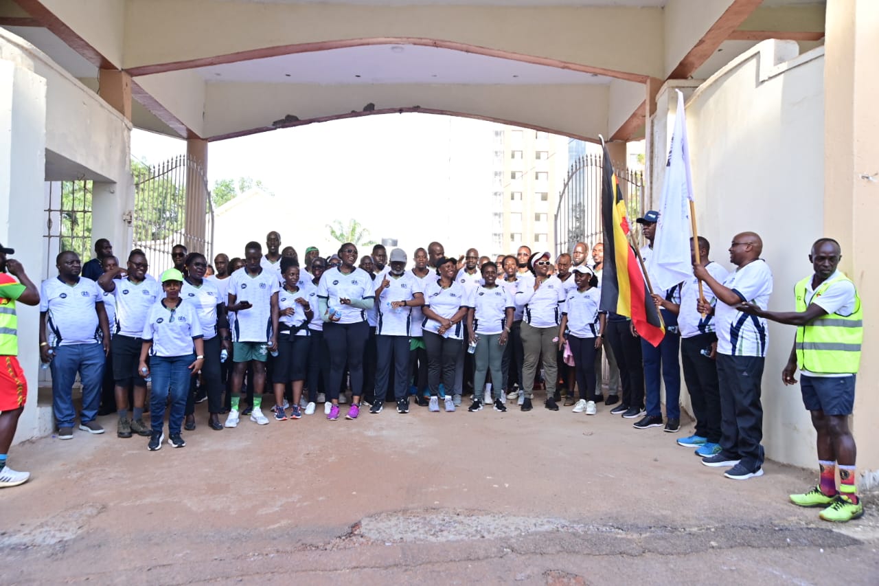 Bankers turn to sports to strengthen industry ties