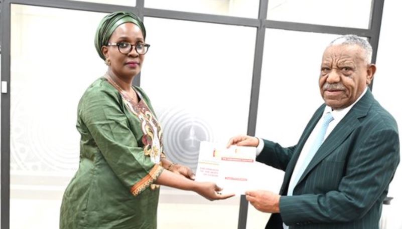 IGG warns Uganda Airlines over recruitment, procurement complaints